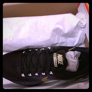 Women’s Nike Air Zoom running shoes NIB
